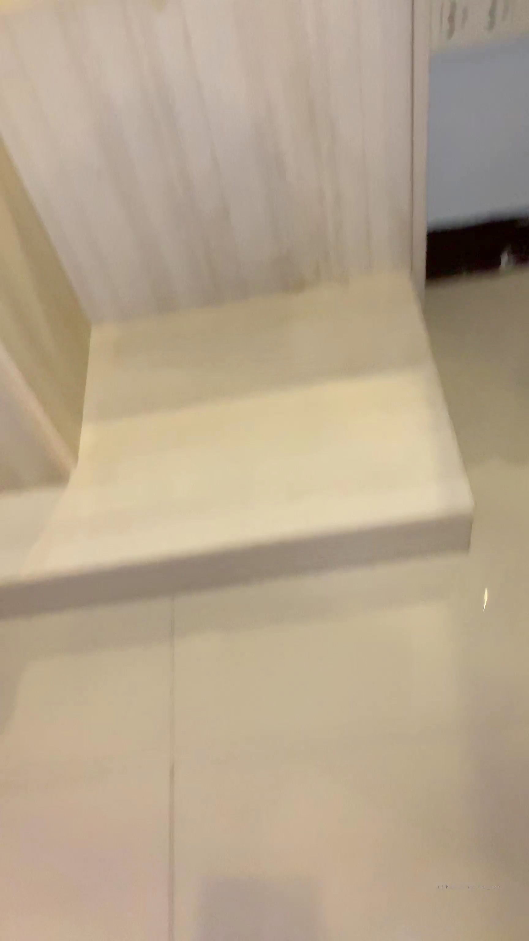 Thumb 7