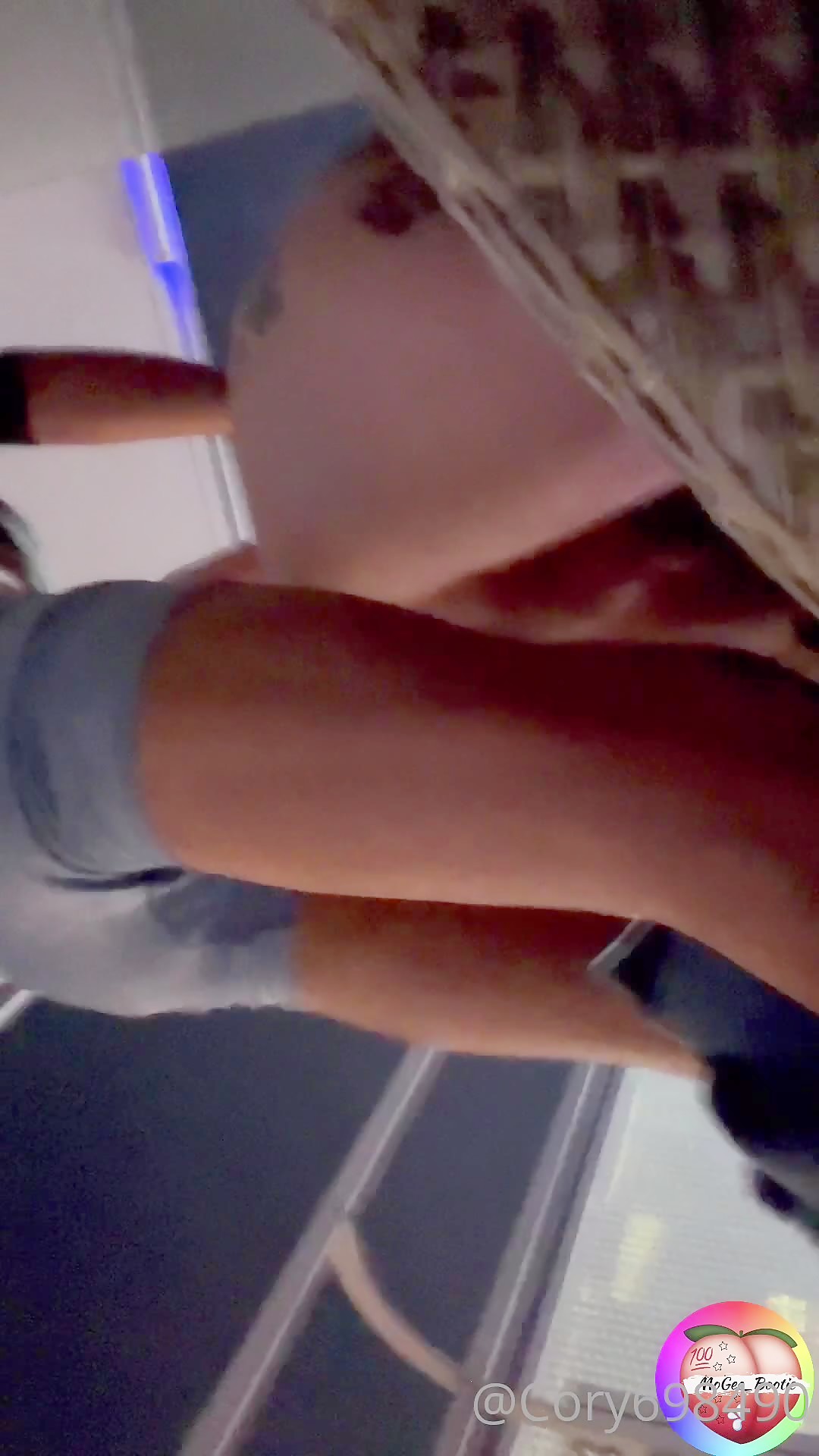 Thumb 11