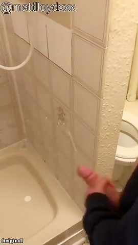 Beau Blond Piss