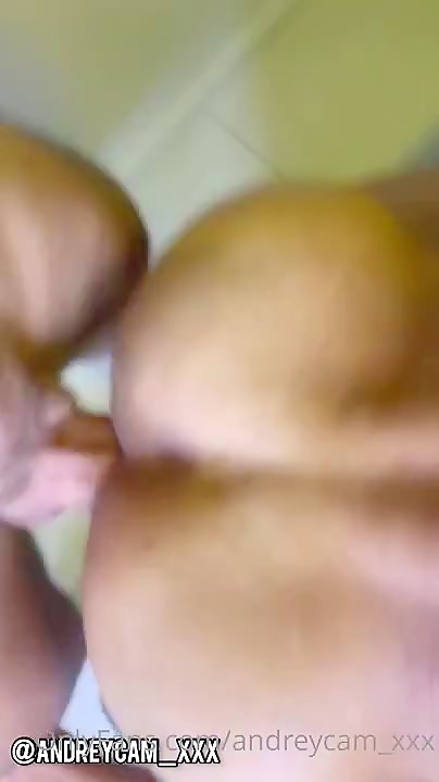 Thumb 16