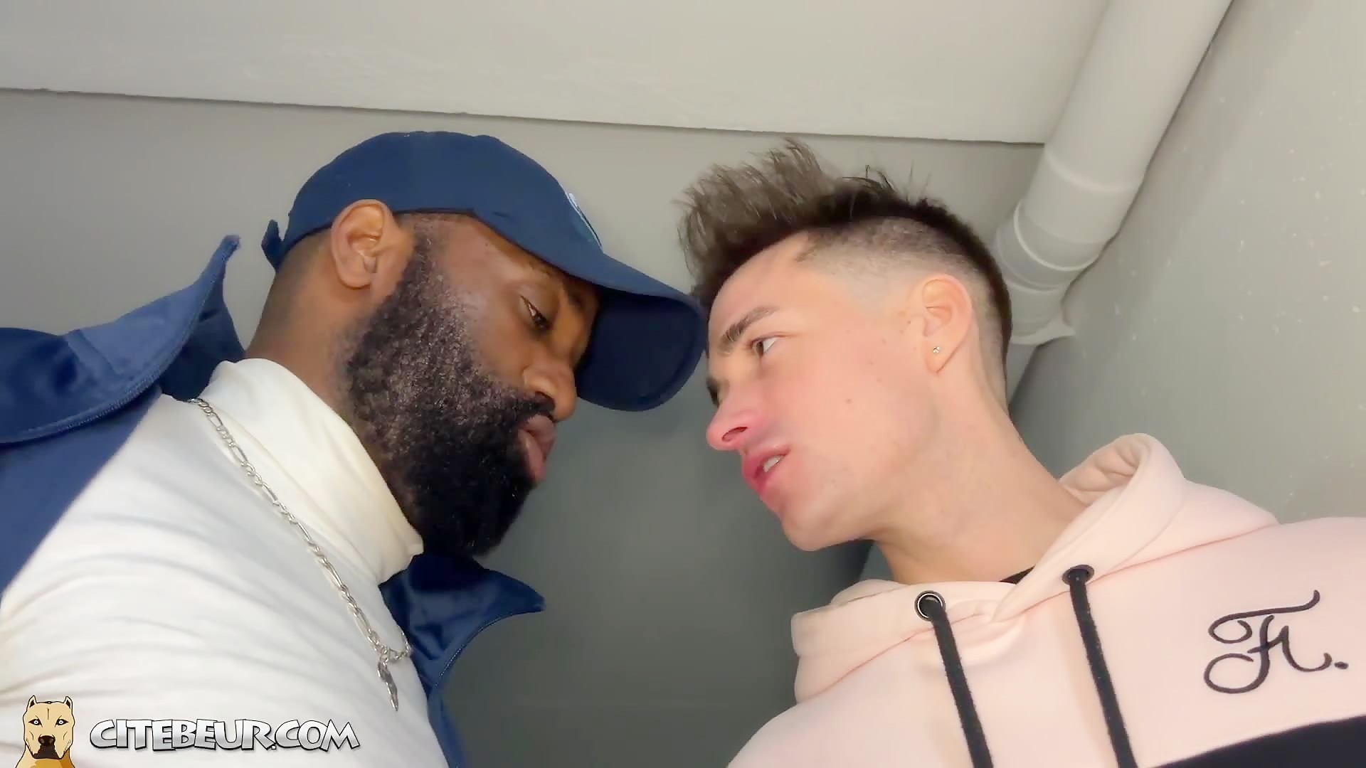 Thumb 7