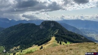 Thumb 10