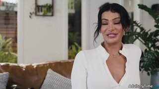 Ameena Green Sucks Her Trans Gym Partner Victoria Grant's Big Cock