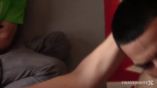Thumb 4