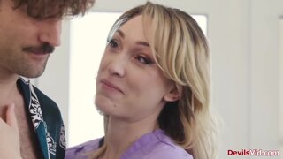 Masseuse let client fuck her hairy pussy