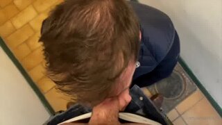 A  tasty  cock
