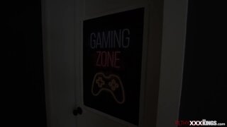 Thumb 6
